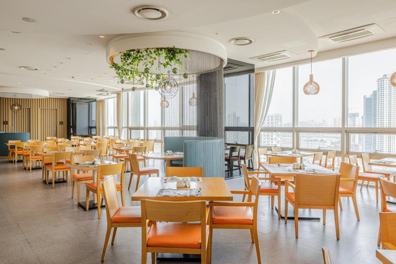 Holiday Inn Incheon Songdo By Ihg Экстерьер фото